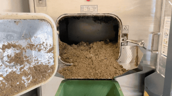 What Happens to the End Product of On-site Composting? 20 What Happens to the End Product of On-site Composting?